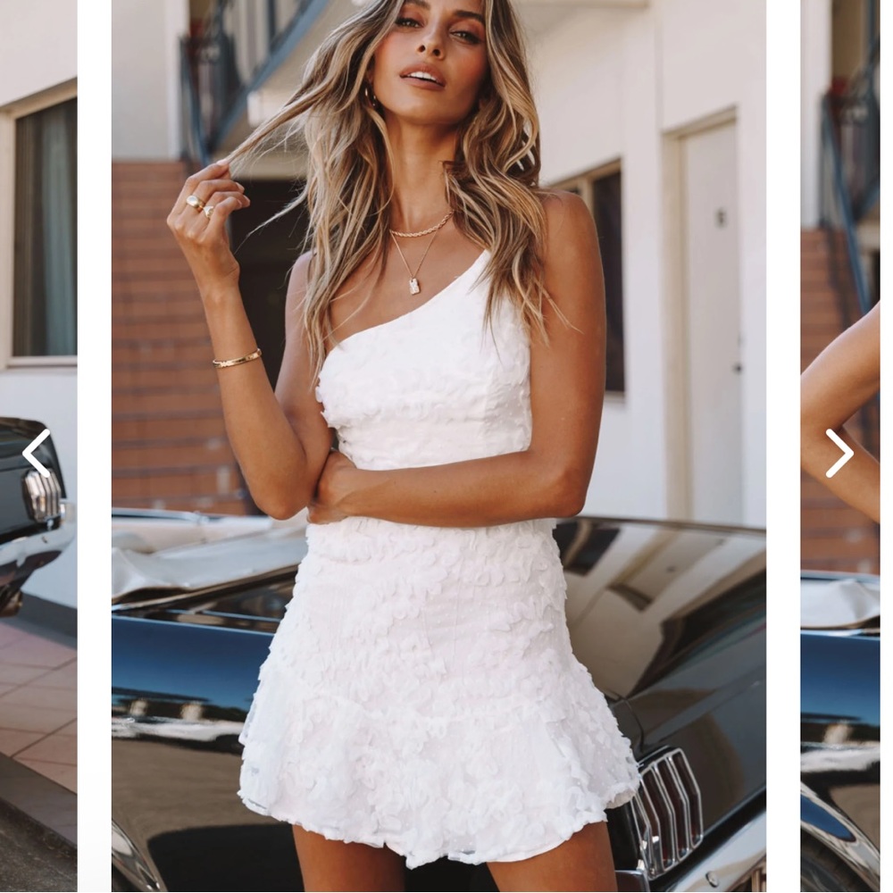 Selfie Leslie Lilah One Shoulder Embellished Dress